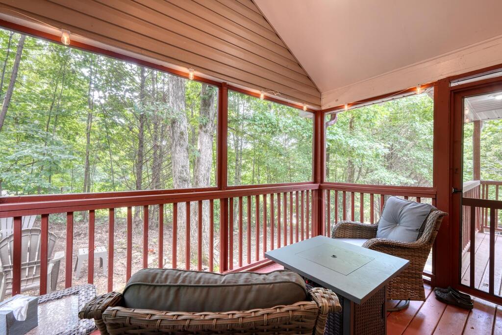 557 Grayce Lane Property Photo 30