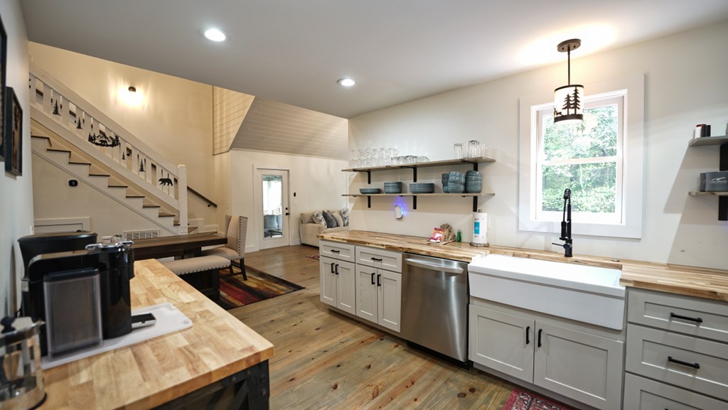 237 Chestnut Gap Road Property Photo 20