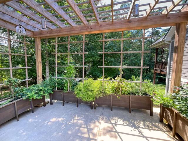 436 Bridge Road Property Photo 9