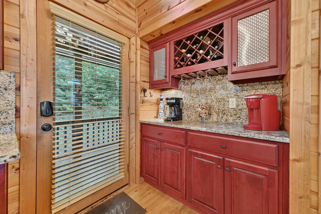 1579 Mangums Trail Property Photo 7