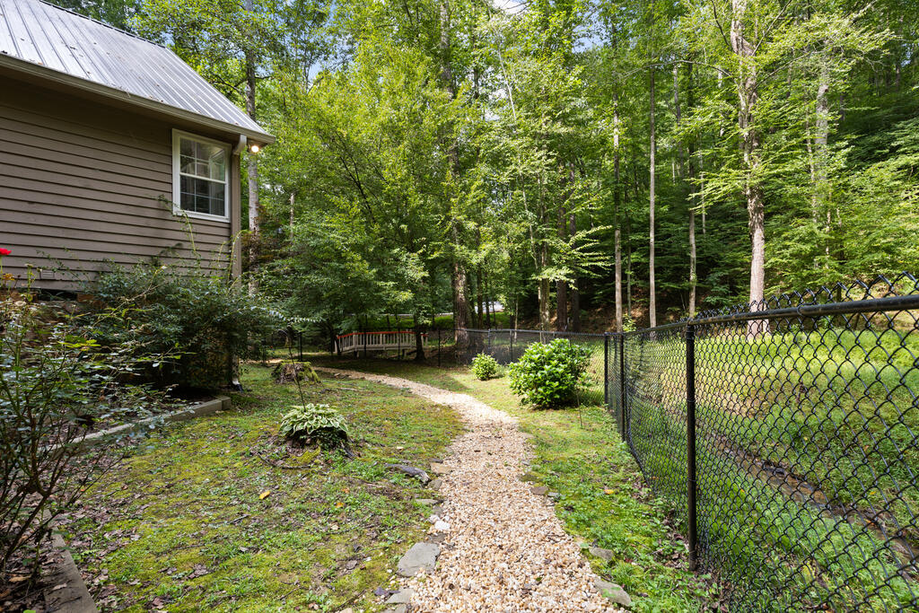 434 Lemmon Drive Property Photo 13
