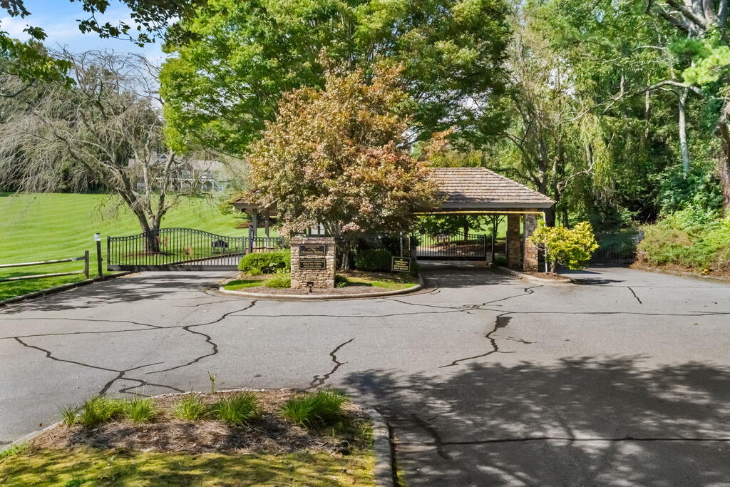 358 Licklog Ridge Property Photo 3