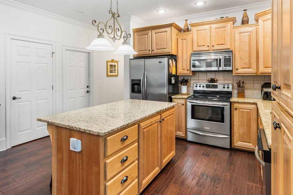 358 Licklog Ridge Property Photo 7