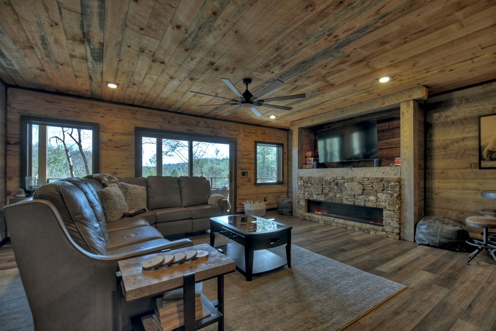 188 Paul Drive Property Photo 38