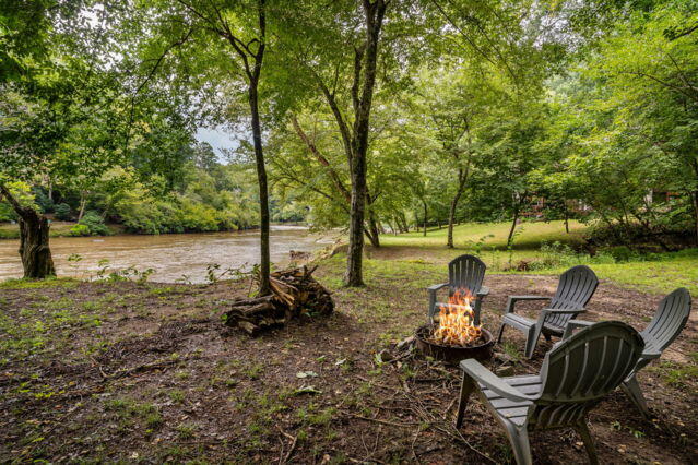 110 Novena Court Property Photo 5