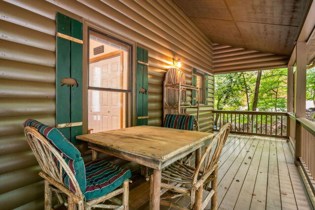 110 Novena Court Property Photo 17