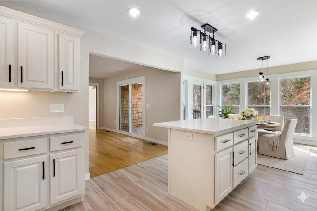 105 Riveredge Drive Property Photo 14