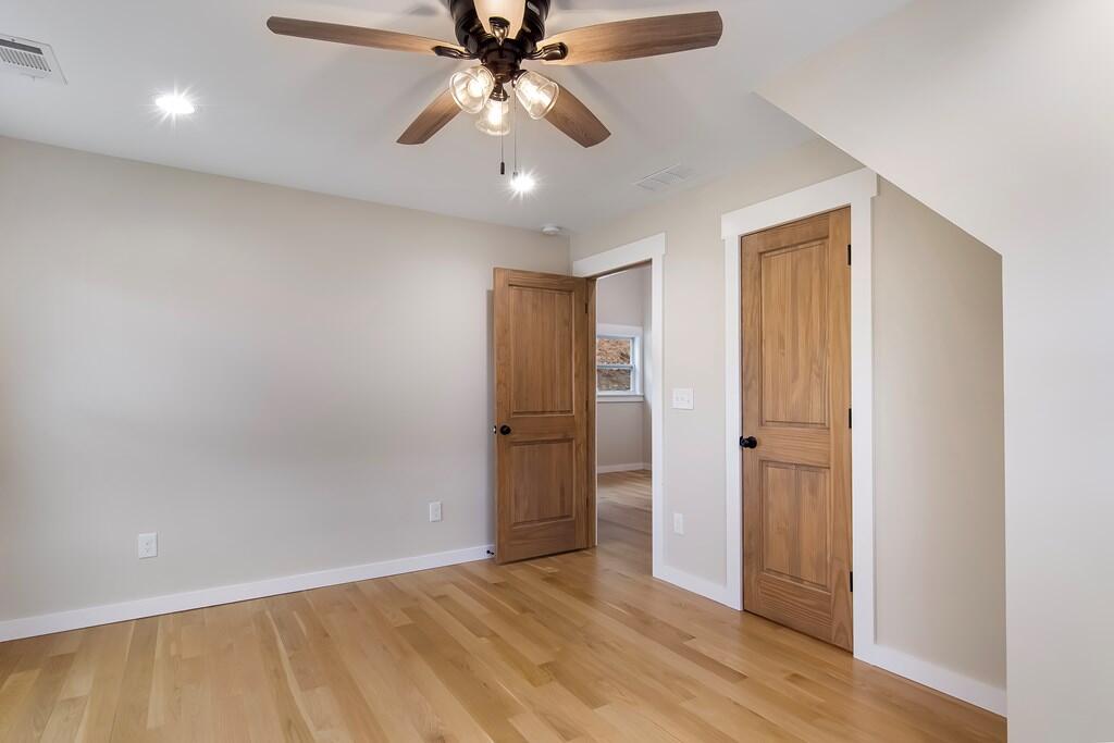 105 Riveredge Drive Property Photo 35