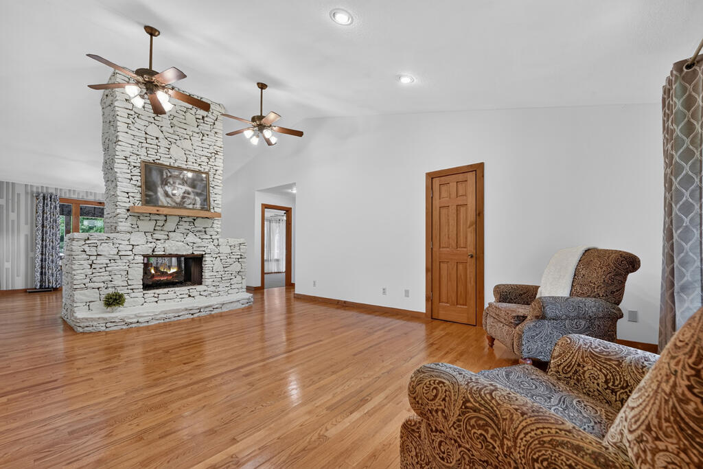 1792 Wolf Creek Road Property Photo 18