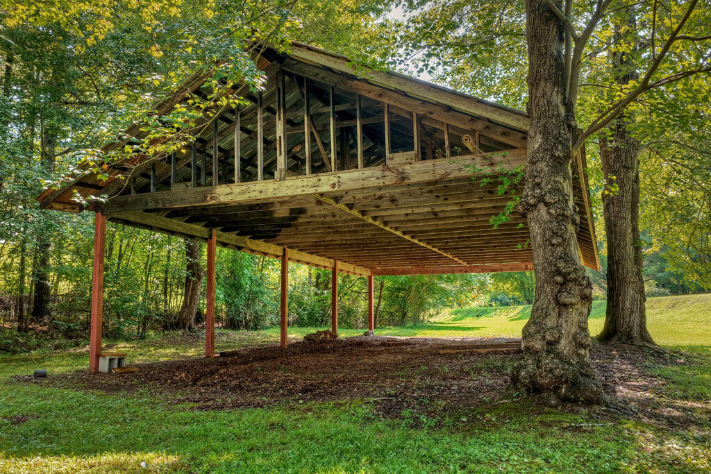 1792 Wolf Creek Road Property Photo 44