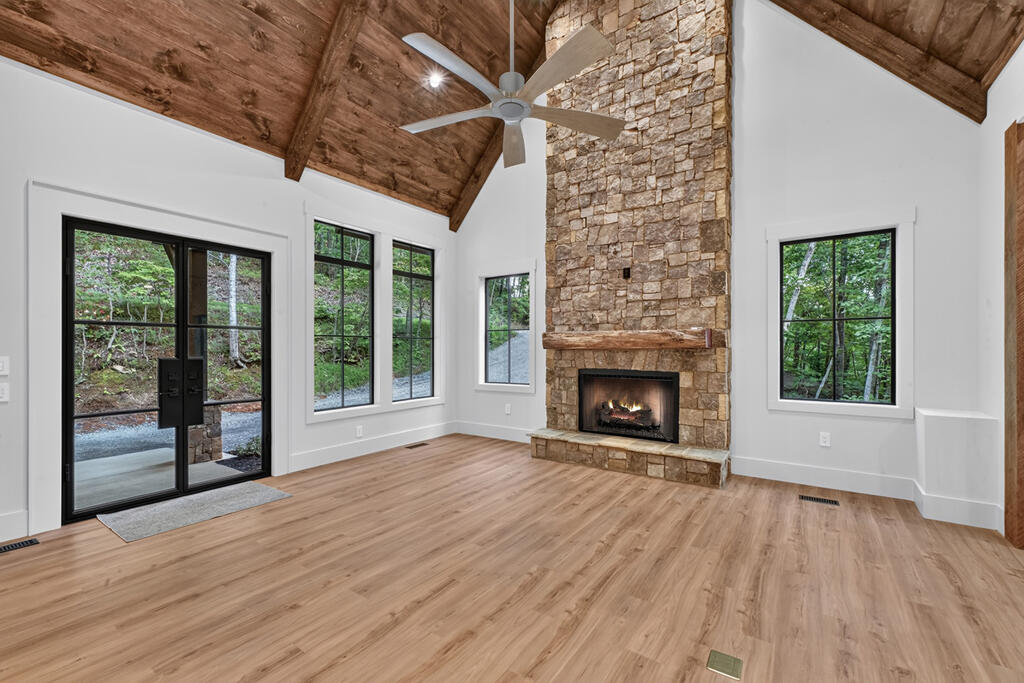 412 Mountain Tops Circle Property Photo 20