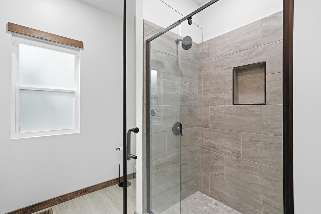 152 Springwater Court Property Photo 22