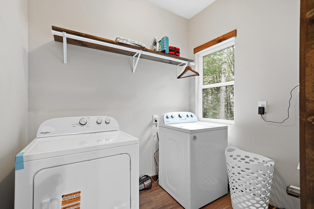 152 Springwater Court Property Photo 28