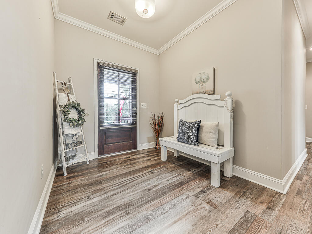 119 Meadow Circle Property Photo 6