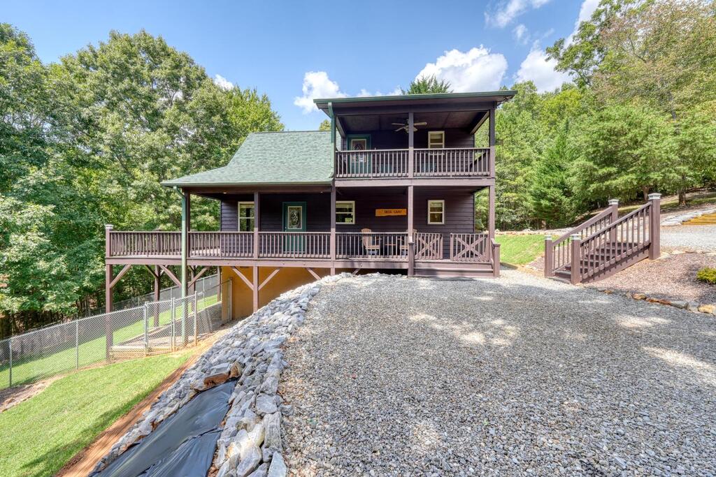 143 Lawrence Drive Property Photo 11