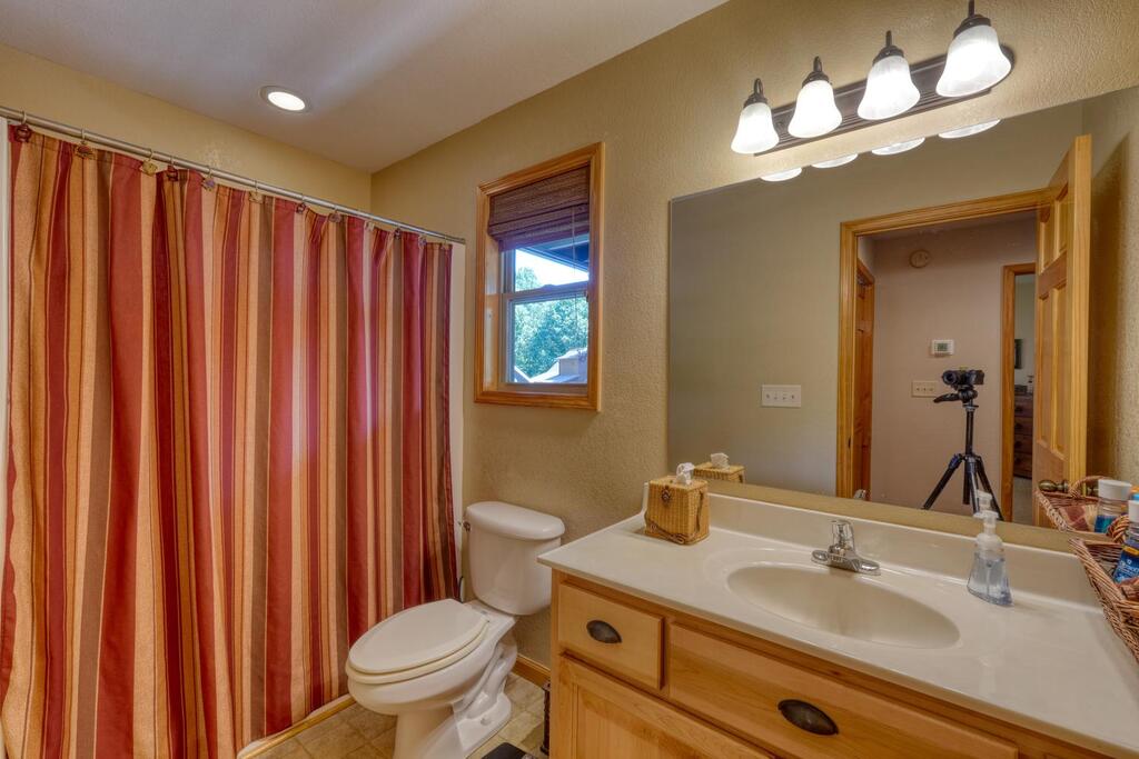143 Lawrence Drive Property Photo 26