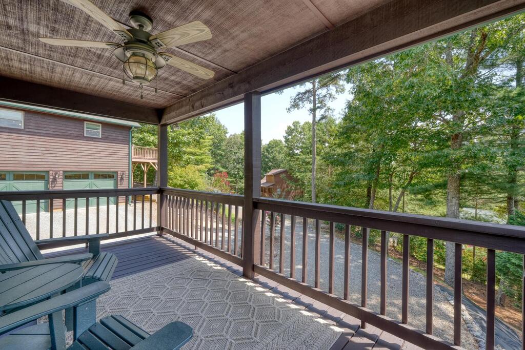 143 Lawrence Drive Property Photo 33