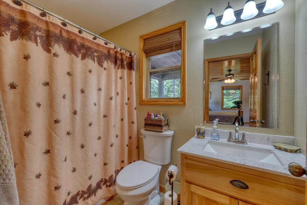 143 Lawrence Drive Property Photo 34