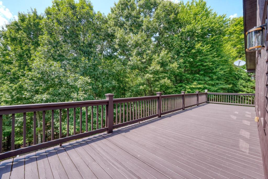 143 Lawrence Drive Property Photo 38