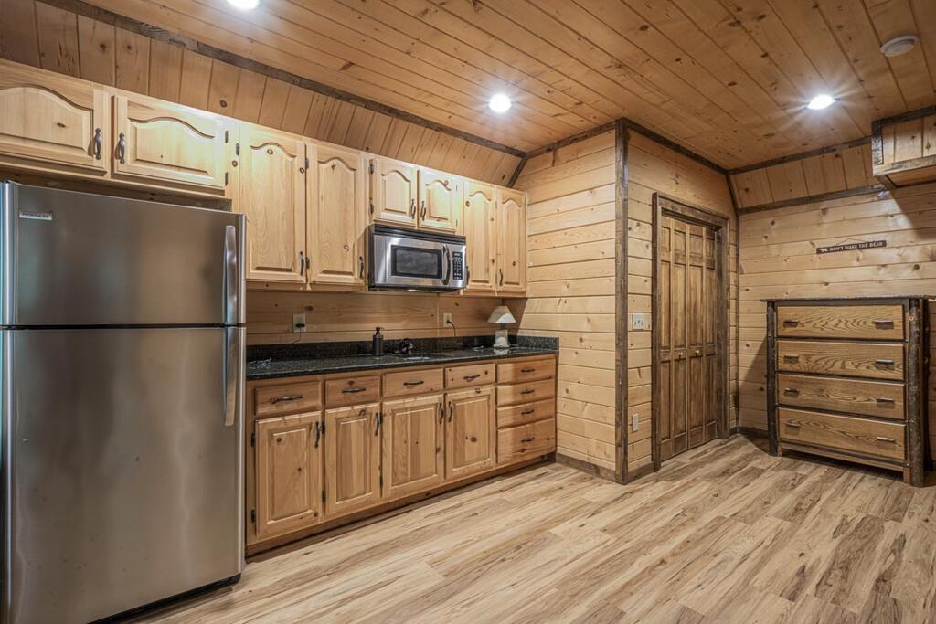 1934 Mountain Tops Road Property Photo 31
