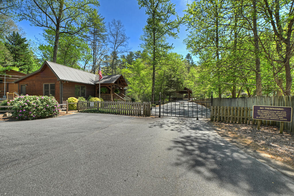 394 Blackberry Circle Property Photo 67