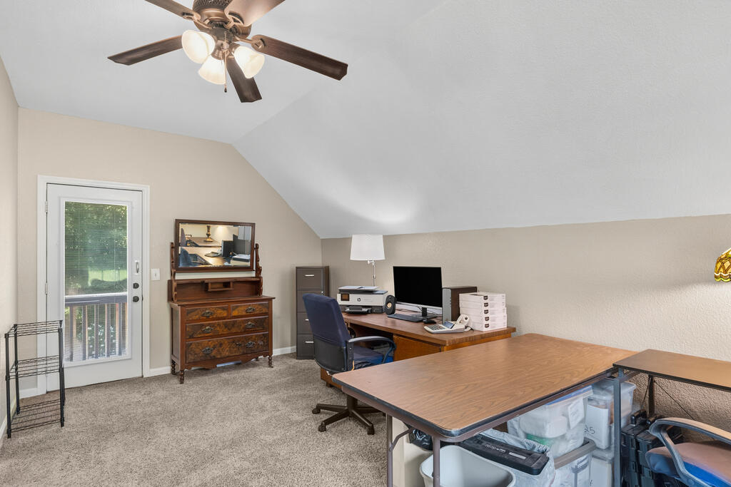 4036 Nowland Road Property Photo 44