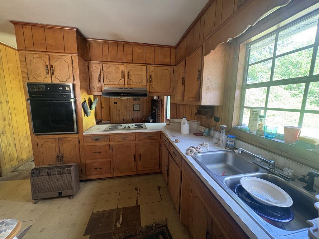 6090 Murphy Hwy Property Photo 10