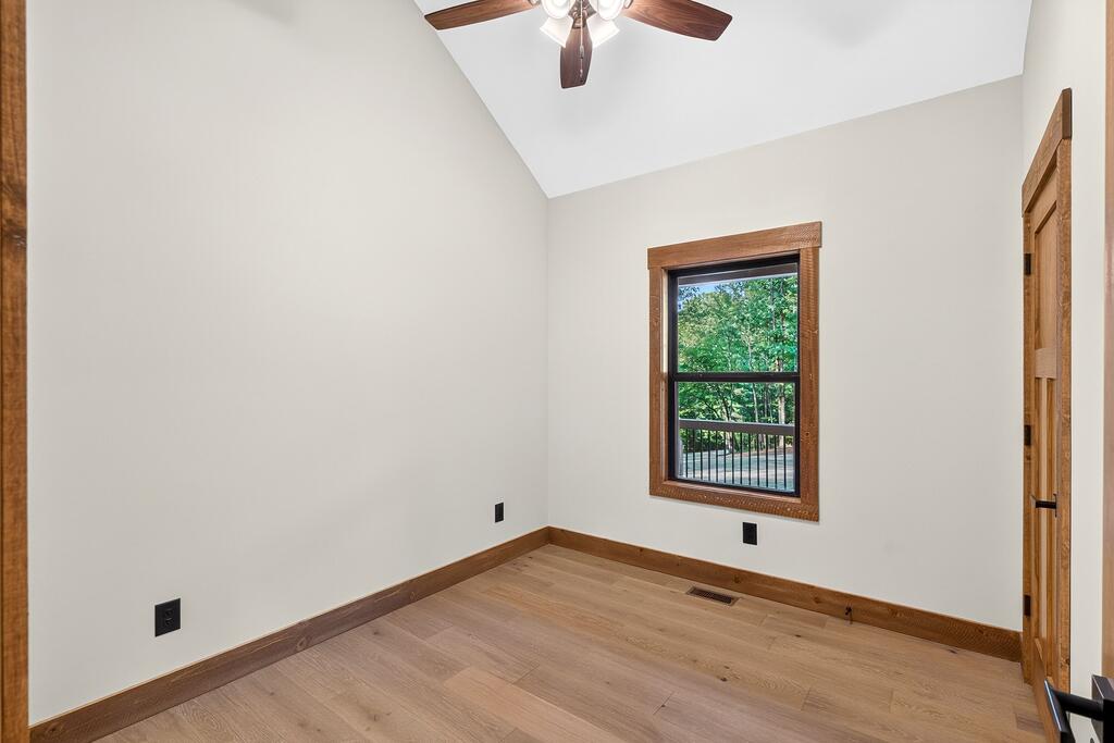 168 Reindeer Lane Property Photo 25