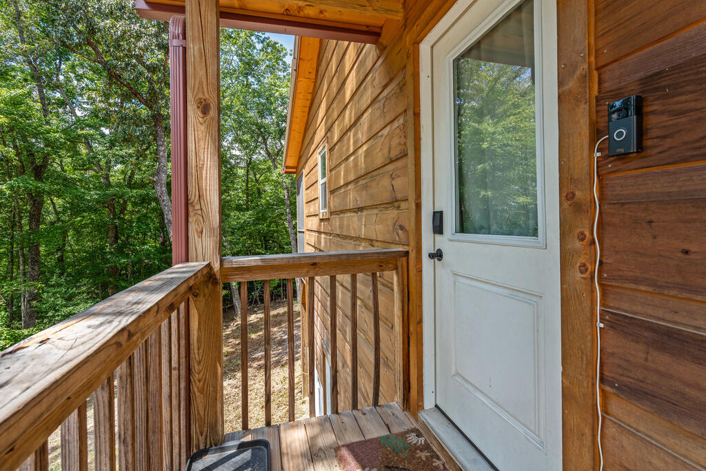 26 Carrolls Ridge Property Photo 7