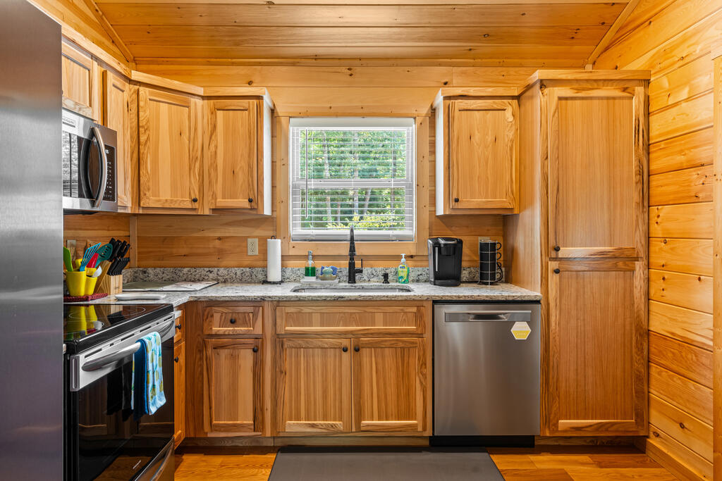 26 Carrolls Ridge Property Photo 9