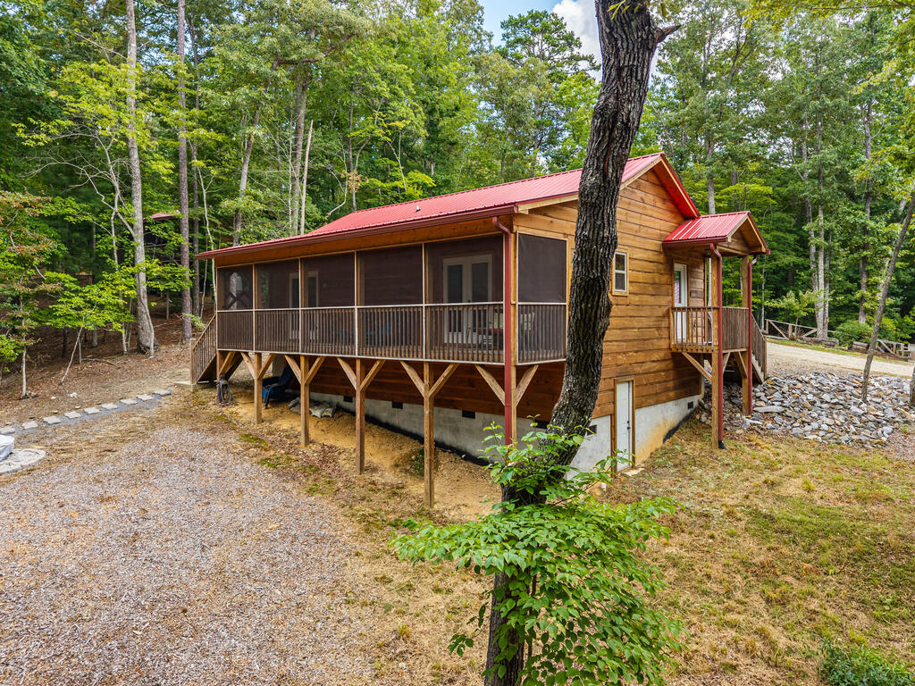 26 Carrolls Ridge Property Photo 30
