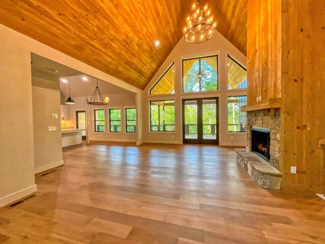 302 Lower Creek Trail Property Photo 2