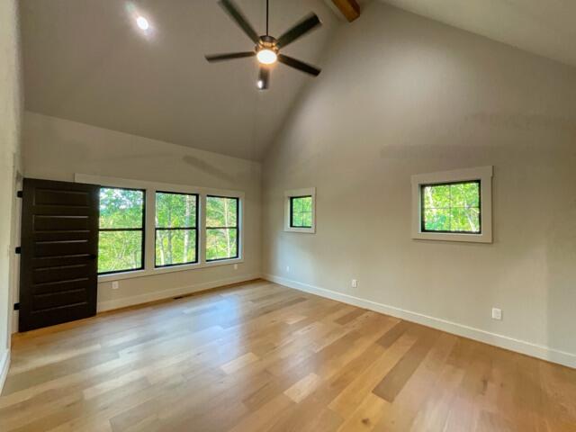 302 Lower Creek Trail Property Photo 13