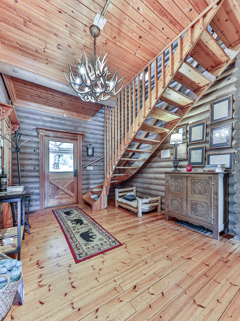201 Mountainside Parkway Property Photo 10