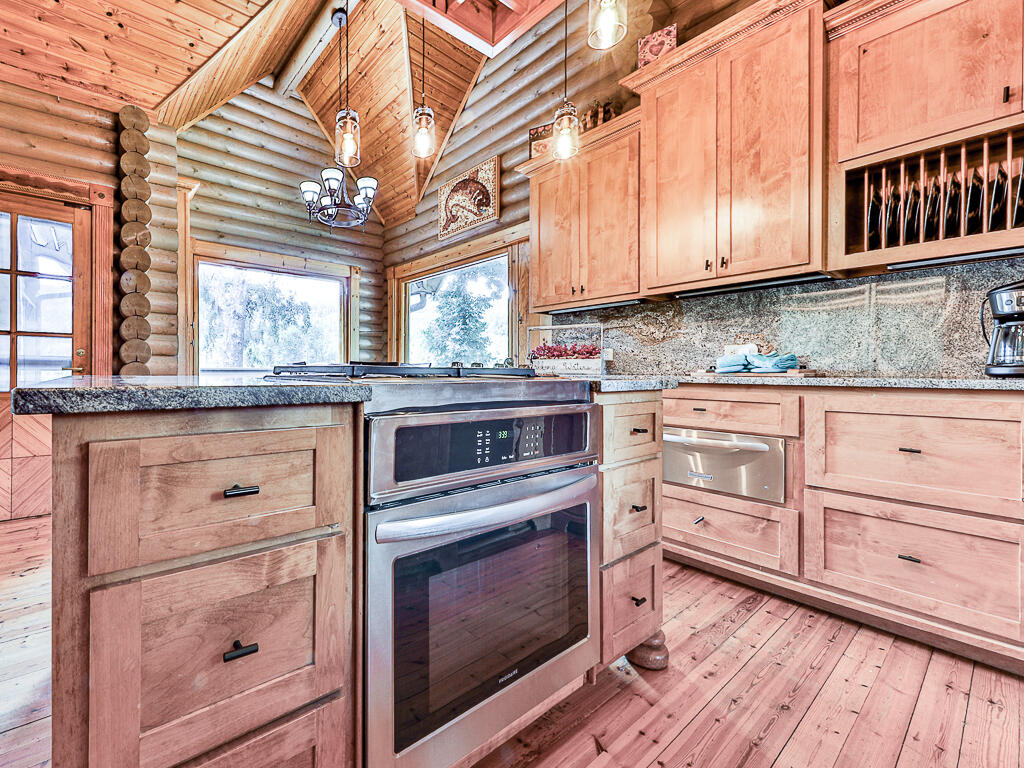 201 Mountainside Parkway Property Photo 15