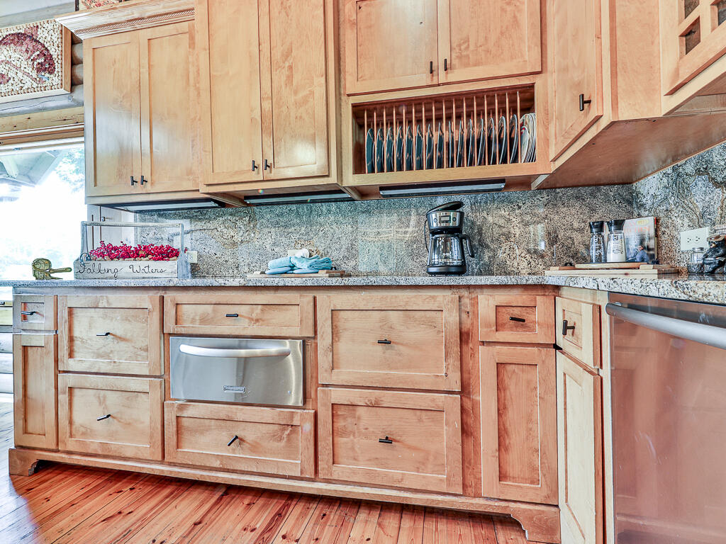 201 Mountainside Parkway Property Photo 16