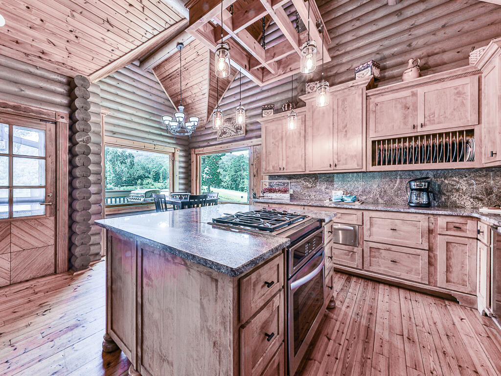 201 Mountainside Parkway Property Photo 20