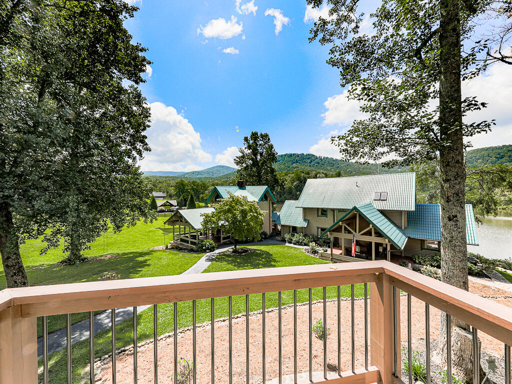 201 Mountainside Parkway Property Photo 112