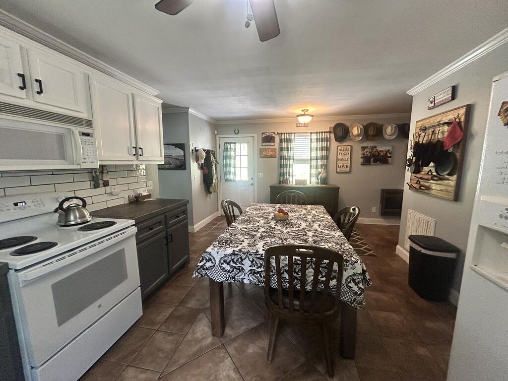 109 Dorothy Hughes Road Property Photo 10