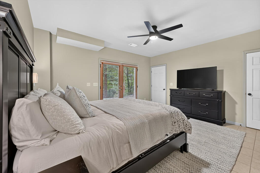 46 Private Drive Property Photo 51