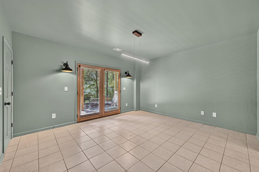 46 Private Drive Property Photo 53