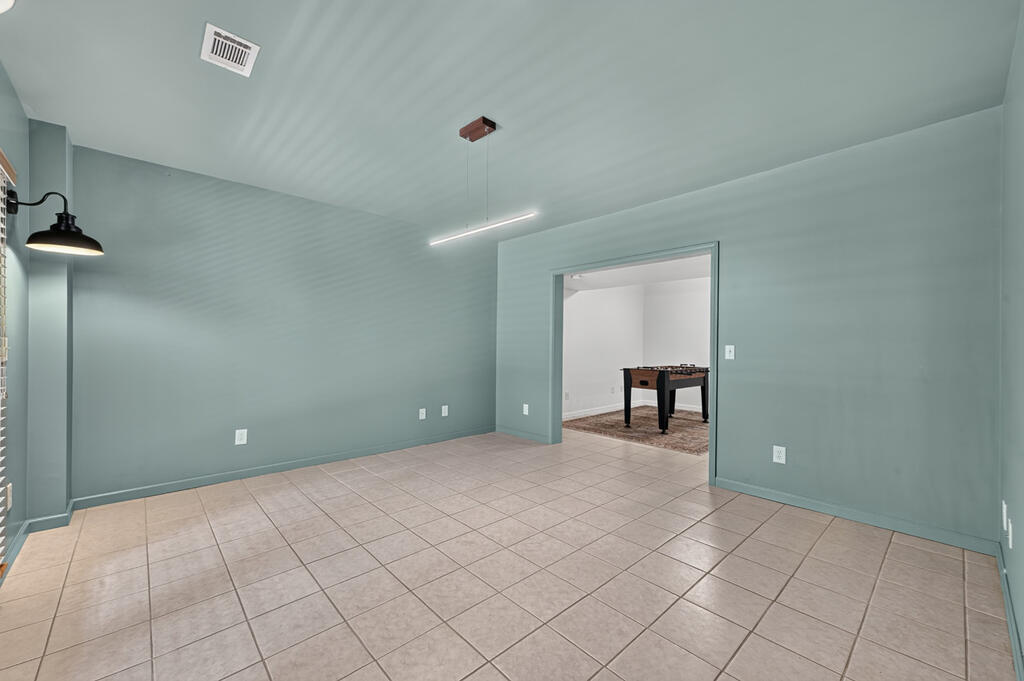 46 Private Drive Property Photo 54