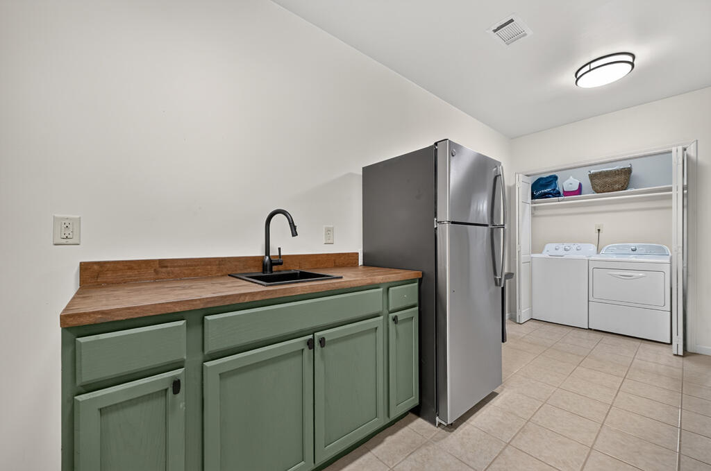 46 Private Drive Property Photo 56
