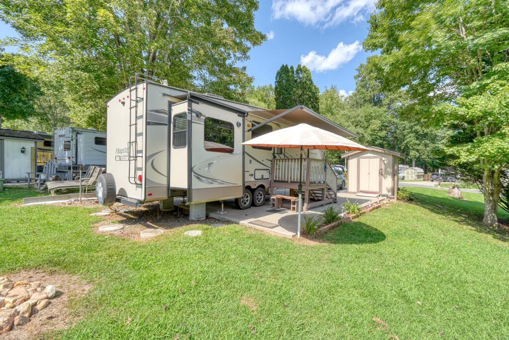 132 Moccasin Lane Property Photo 1
