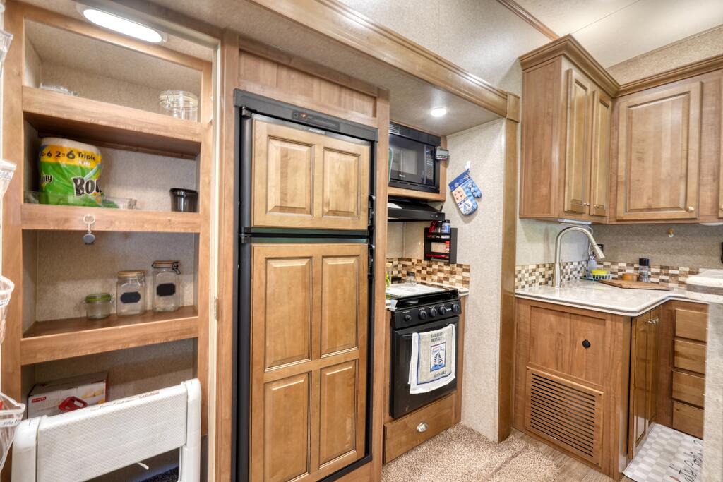 132 Moccasin Lane Property Photo 12