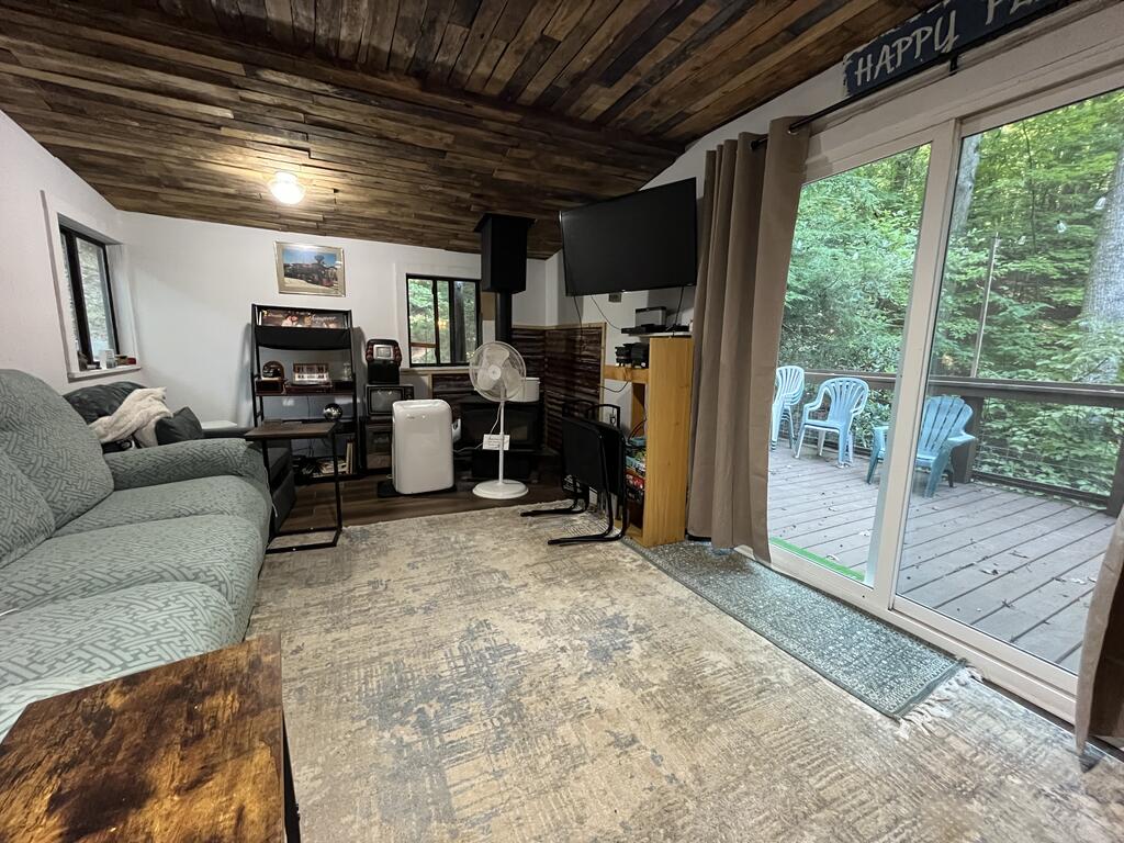 1543 Tipton Springs Road Property Photo 11