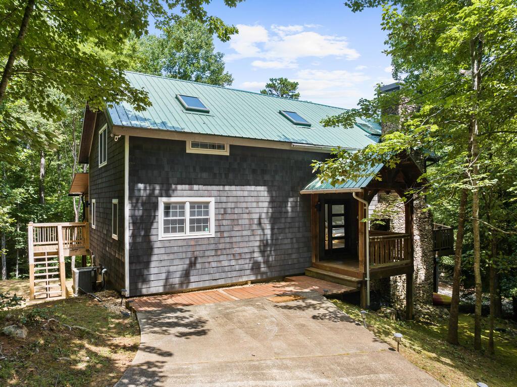 281 Pine Cone Road Property Photo 1