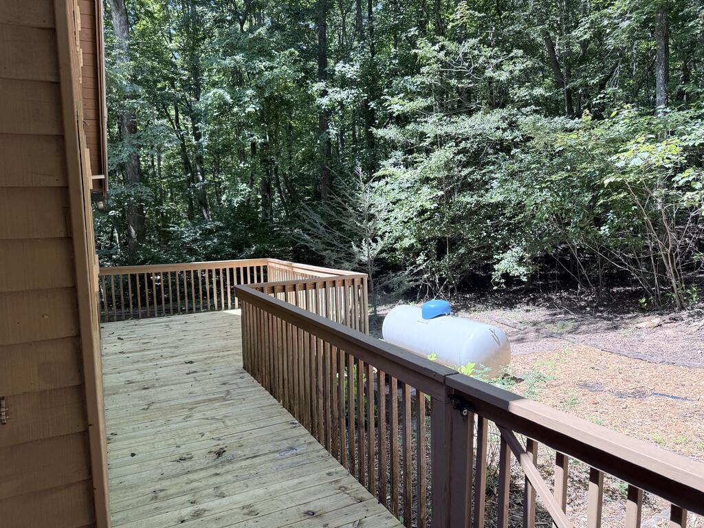 91 Hawks Nest Property Photo 16