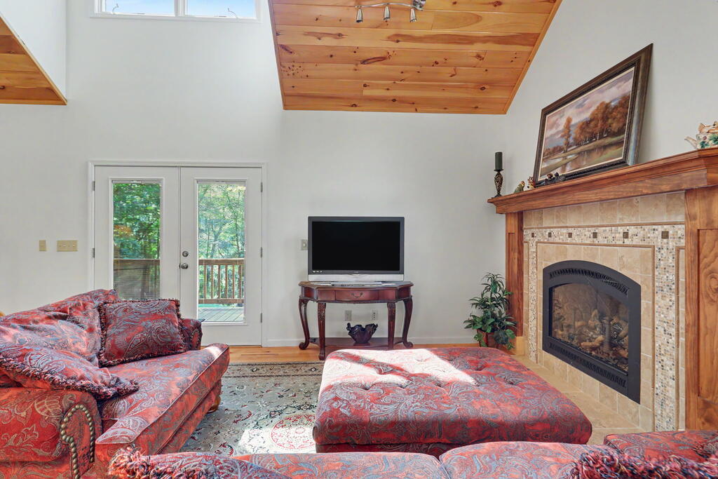 526 Mcdonald Road Property Photo 22