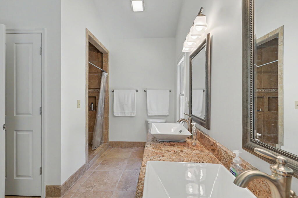 526 Mcdonald Road Property Photo 36